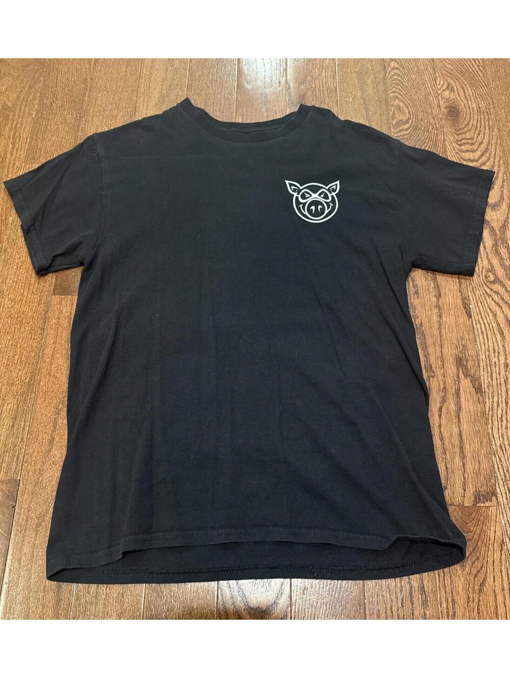 PIG WHEELS COMPANY TRIPPY  INSECT GRAPHIC PRINT TEE. Skateboard Size Medium